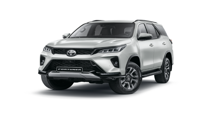 vehicules/fortuner.png